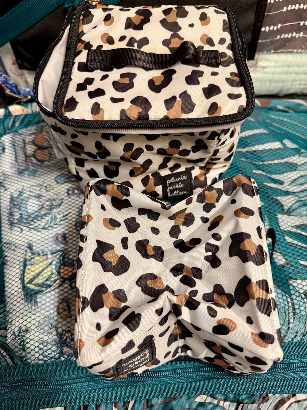Petunia Pickle Bottom Leo 2 Piece Packing Cube Set